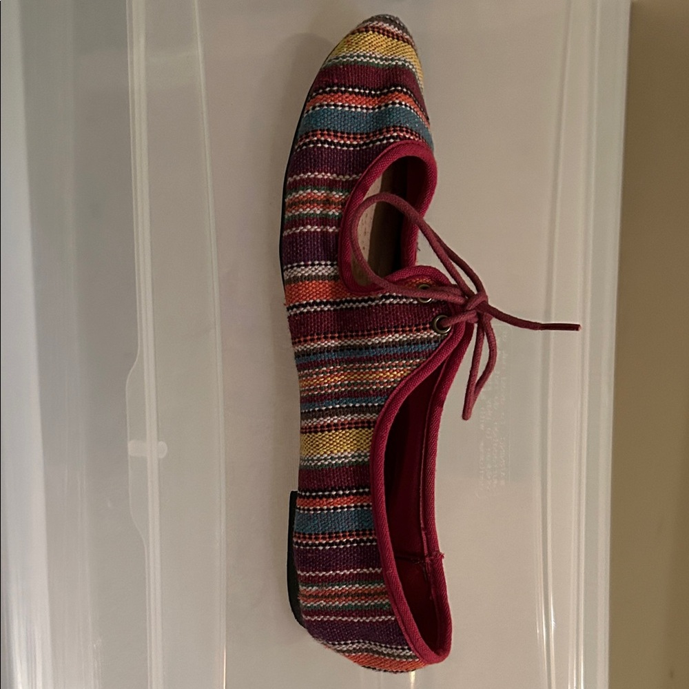 Restricted Multicolor Striped Flats